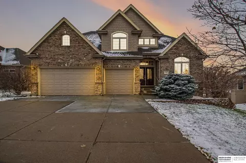 15105 Craig St, Bennington, NE 68007