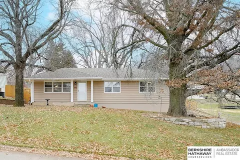 5513 N 78th Ave, Omaha, NE 68134