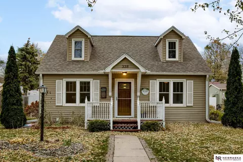 338 E 14th St, Wahoo, NE 68066