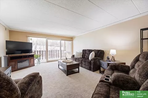 3003 Paddock Plz #311, Omaha, NE 68124 photo 9