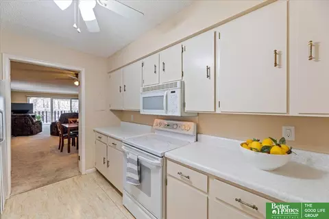 3003 Paddock Plz #311, Omaha, NE 68124 photo 13