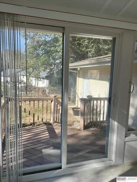 10323 Wright St, Omaha, NE 68124 photo 9
