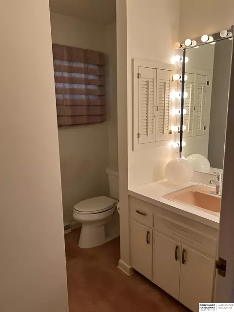 10323 Wright St, Omaha, NE 68124 photo 18