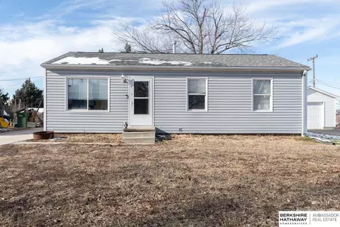 7730 S 41 Ter, Bellevue, NE 68147