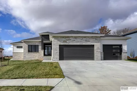 10808 S 176 St, Omaha, NE 68136