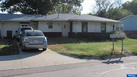 5433 W Hughes St, Lincoln, NE 68524