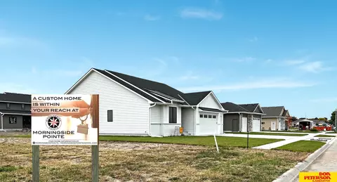 2789 Lauren Ln, Fremont, NE 68025