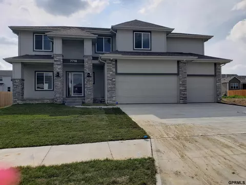 7716 S 199 St, Gretna, NE 68028