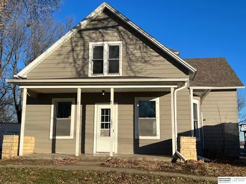 121 N Stark St, Bennington, NE 68007