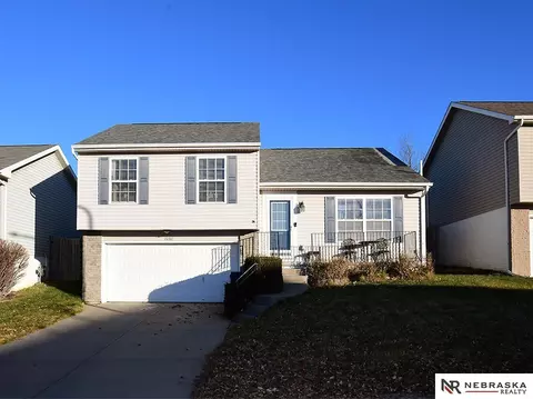 15362 Mormon St, Bennington, NE 68007