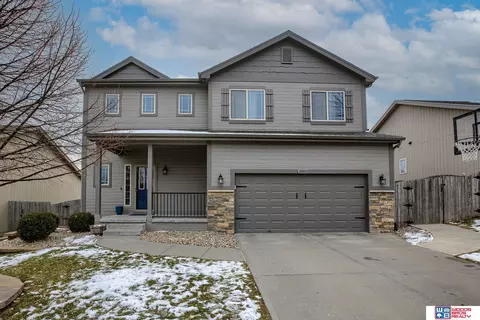 18809 Birchwood Ave, Omaha, NE 68135