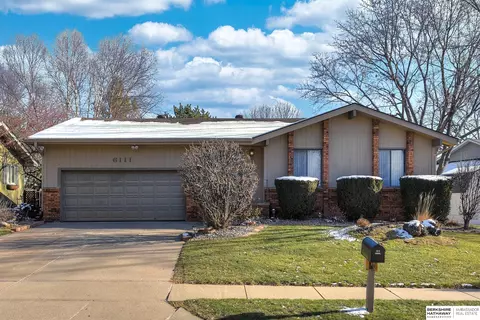 6111 S 110 St, Omaha, NE 68137