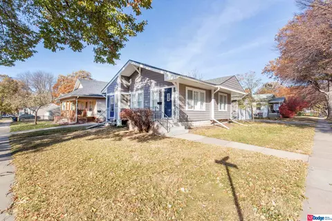 945 S 32nd St, Lincoln, NE 68510