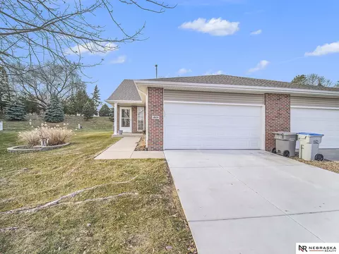 1809 Atlas Ave, Lincoln, NE 68521