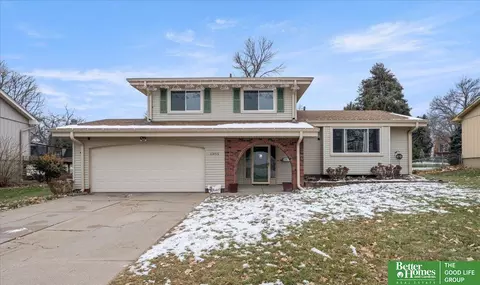 11435 Saratoga St, Omaha, NE 68164