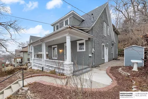 206 Turley Ave, Council Bluffs, IA 51503