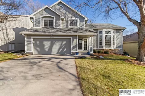 4225 N 163rd St, Omaha, NE 68116
