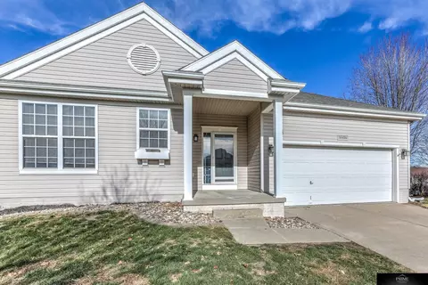16414 Burdette Cir, Omaha, NE 68116