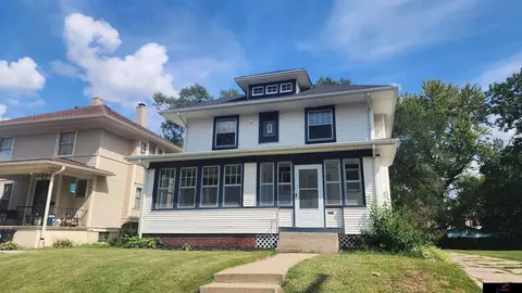 6129 N 24 St, Omaha, NE 68110
