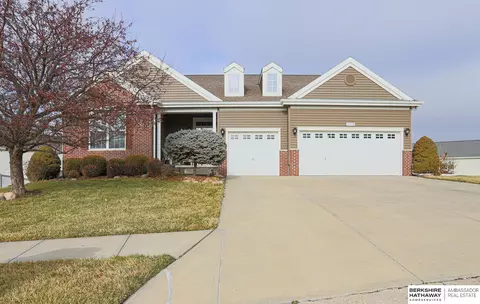 15758 Howell Cir, Bennington, NE 68007