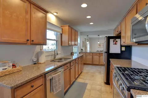 7618 Wright St, Omaha, NE 68124 photo 7