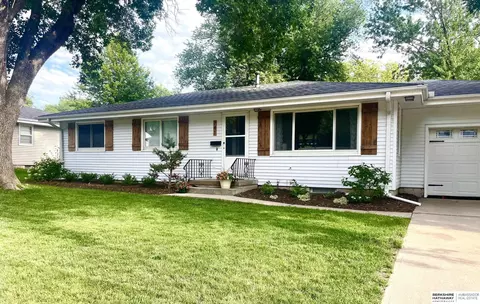 741 W 11 St, Wahoo, NE 68066