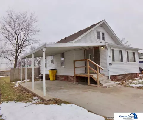 211 Endicott St, Plymouth, NE 68424