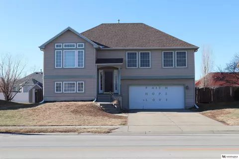 1522 N 20th St, Omaha, NE 68110