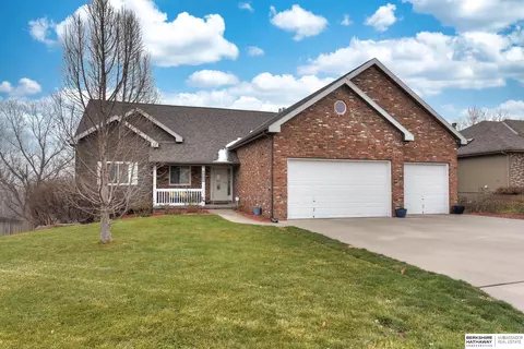 19605 Ridge Way Rd, Plattsmouth, NE 68048