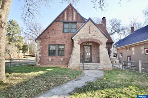 600 S 33rd St, Lincoln, NE 68510