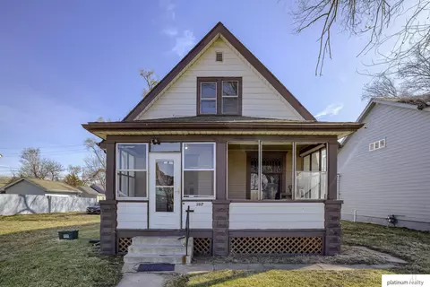 3817 N 23 St, Omaha, NE 68110