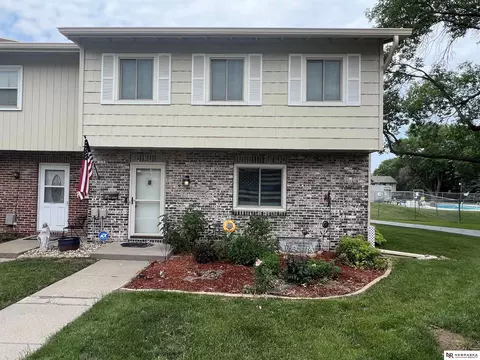 5123 S 126th Plz, Omaha, NE 68137