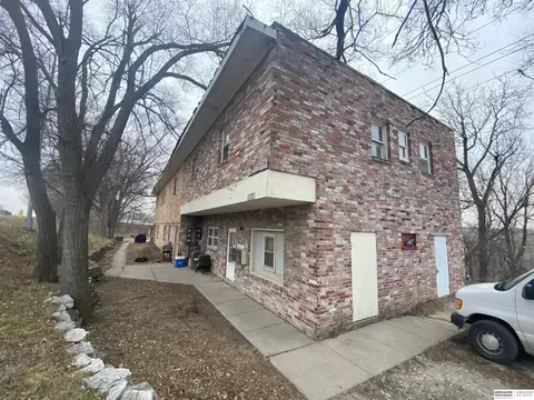 3408 Fort Crook Rd, Bellevue, NE 68123