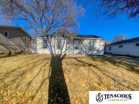 428 E 6th St, Wahoo, NE 68066