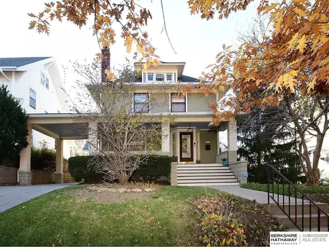 5115 Underwood Ave, Omaha, NE 68132