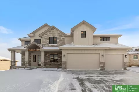 21621 Grover St, Elkhorn, NE 68022
