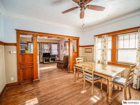 1225 N 66 St, Lincoln, NE 68505