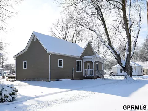 619 Park Ave, Milford, NE 68405