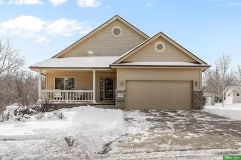 13535 Miami St, Omaha, NE 68164