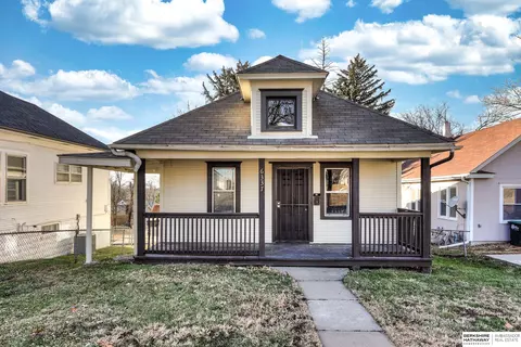 6337 Military Ave, Omaha, NE 68104