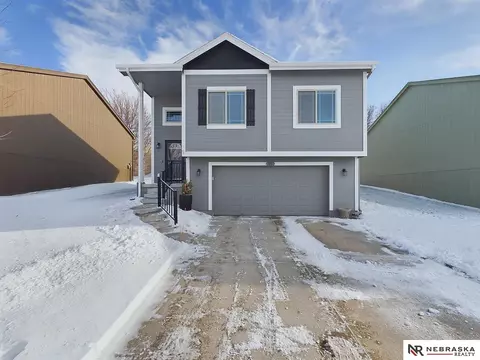 7207 S 183rd Ave, Omaha, NE 68136