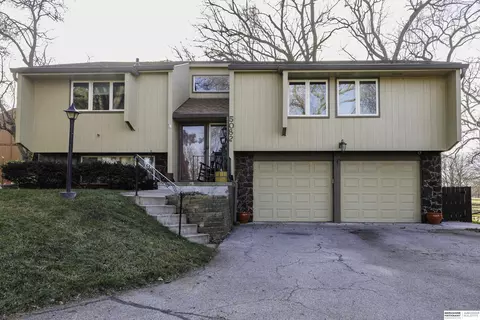 5082 S 150th Plz, Omaha, NE 68137