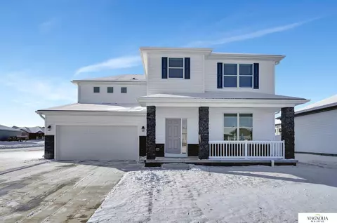 3405 Renegade Blvd, Lincoln, NE 68507
