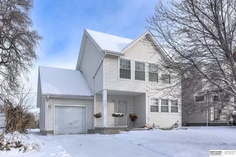 2124 Binney St, Omaha, NE 68110