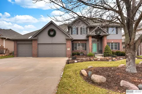 3609 S 185 Ave, Omaha, NE 68130