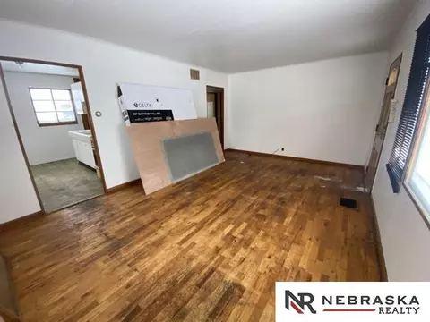 2047 Hickory Ln, Fremont, NE 68025