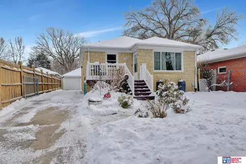 3620 S 17th St, Lincoln, NE 68502