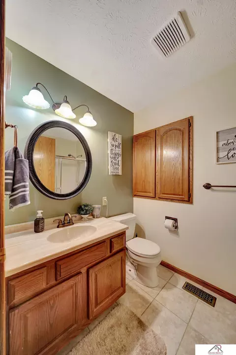 1525 Code Ave, Crete, NE 68333 photo 23