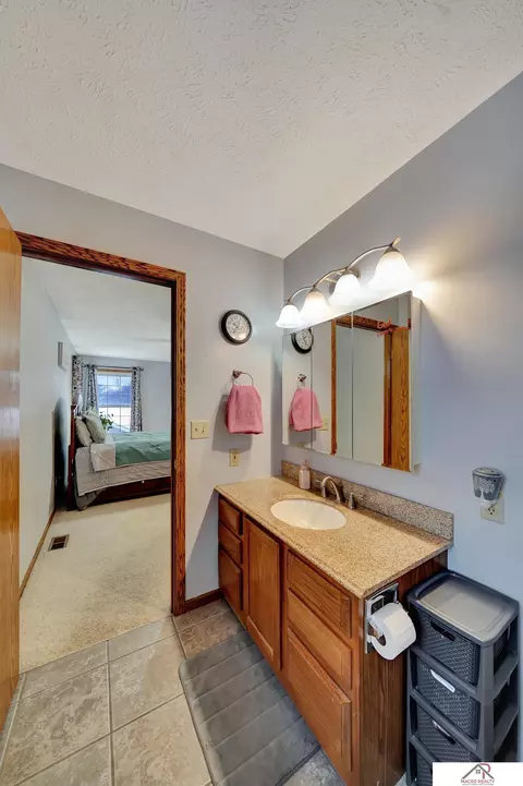 1525 Code Ave, Crete, NE 68333 photo 27