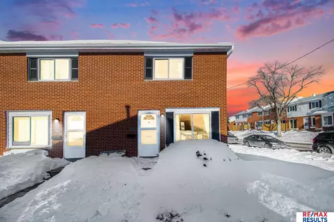 2524 S 3rd Street Plz, Omaha, NE 68108
